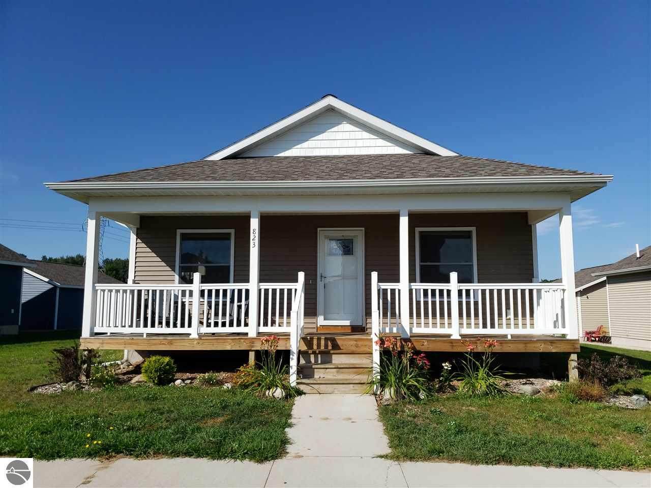 823 Cobalt Street - Photo 1