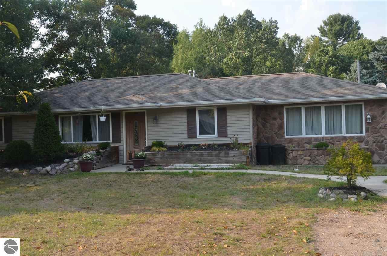 10193 River - Photo 1