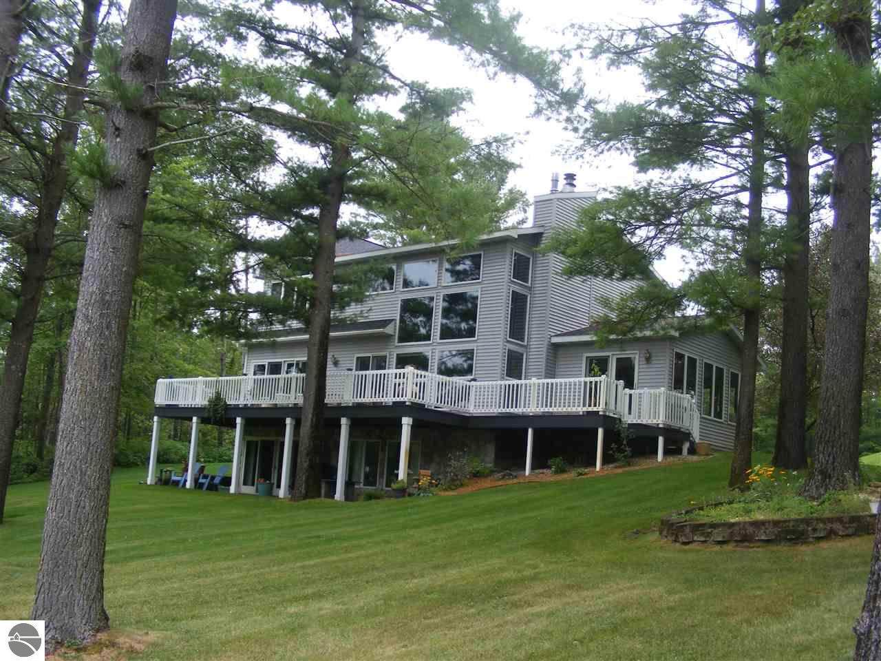 514 White Pine Drive - Photo 1