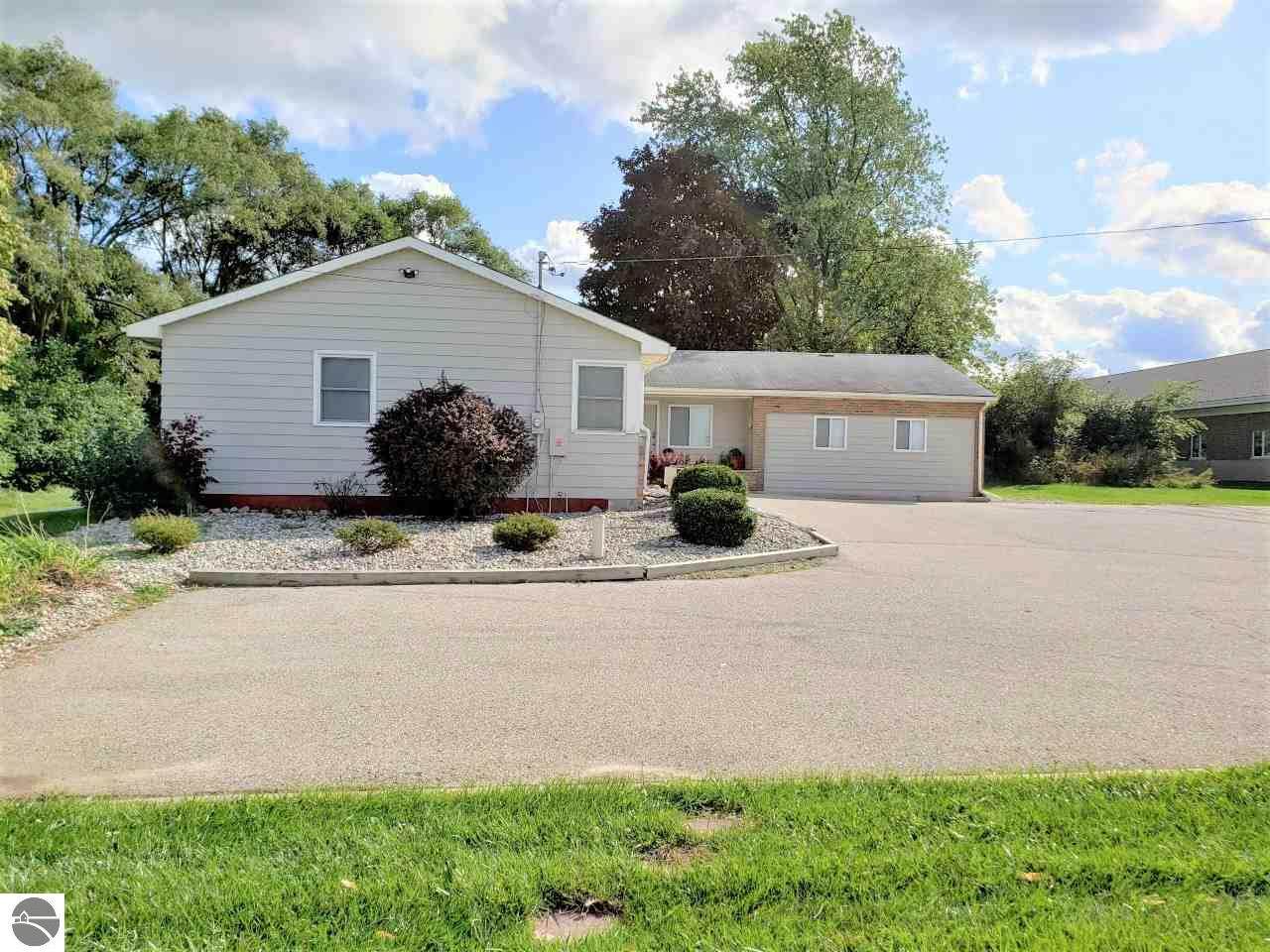 4676 Broomfield Road - Photo 1
