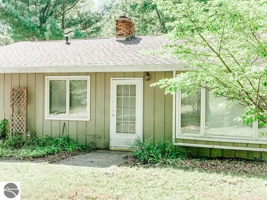 9200 East Street - Photo 1