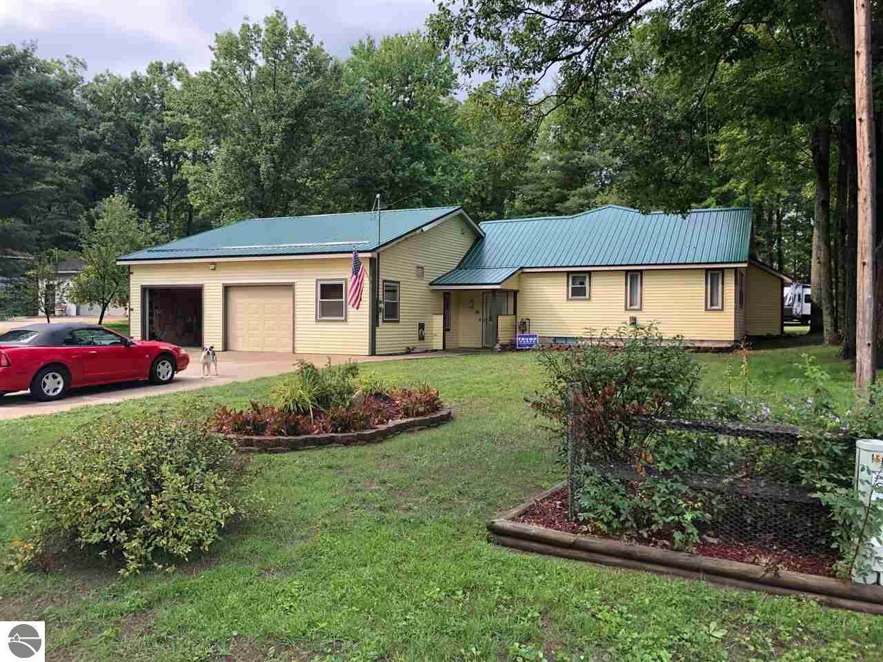 1594 Bungo Trail - Photo 1