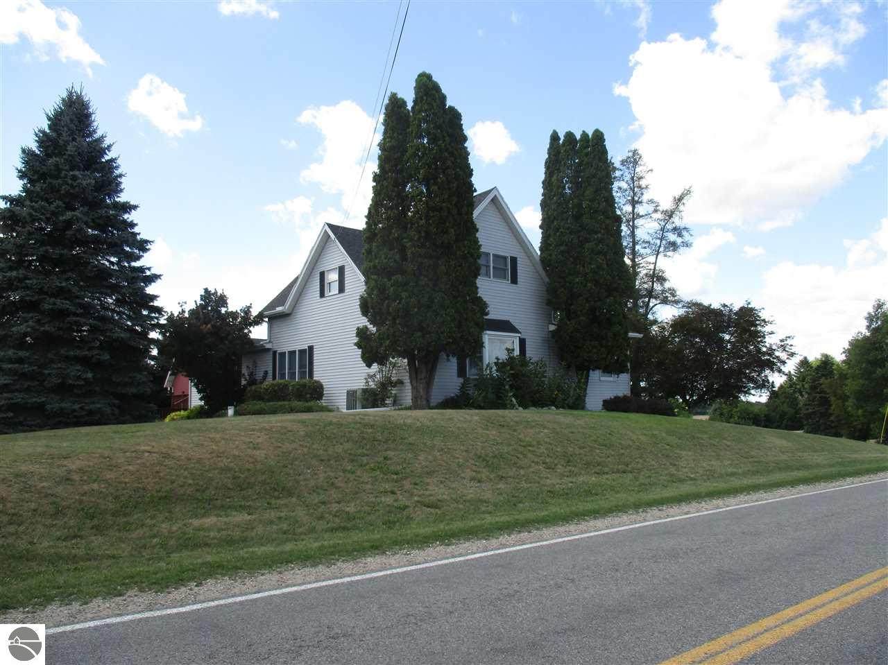 6873 Neff Road - Photo 1
