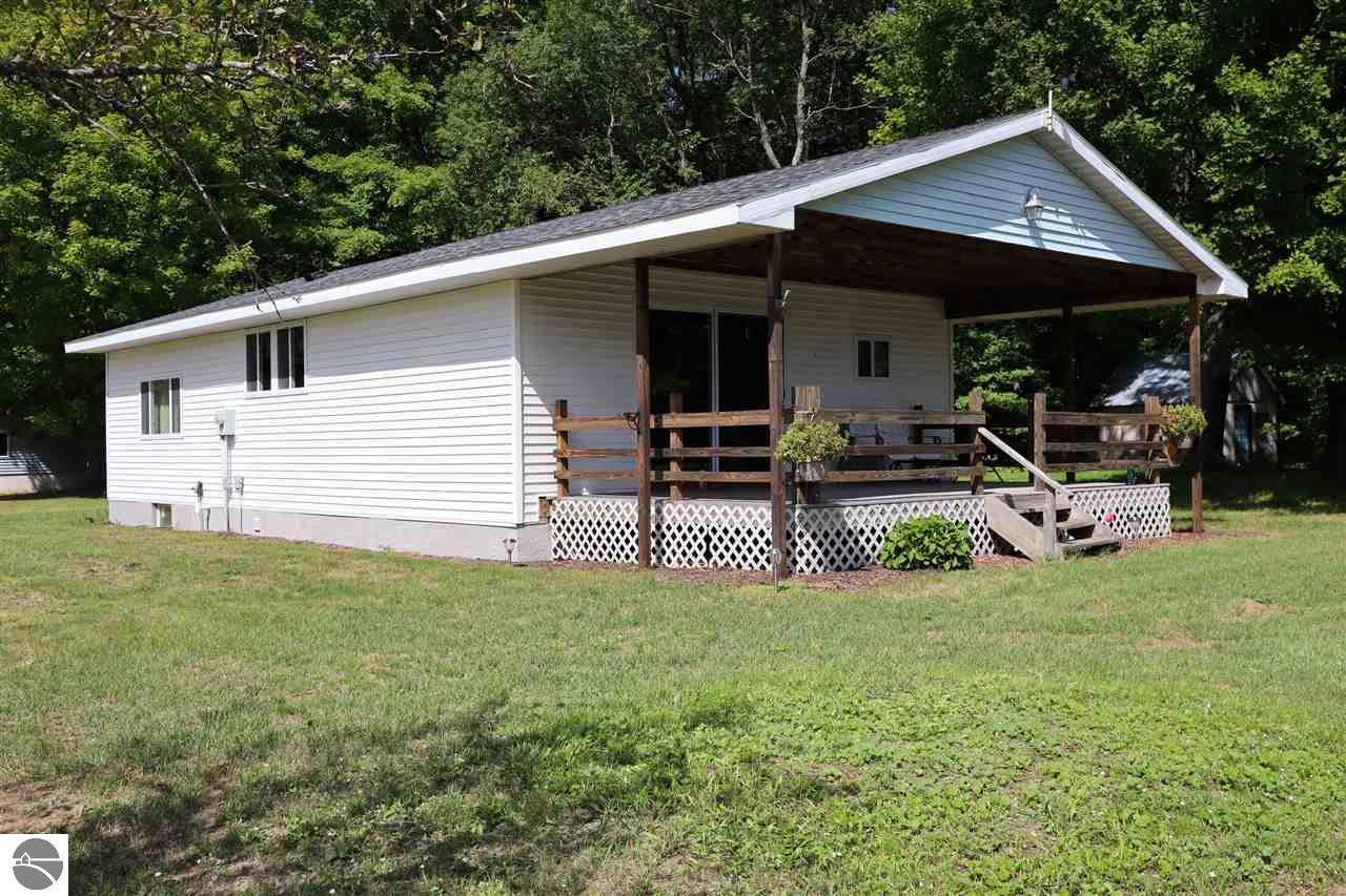 1943 32 Road - Photo 1