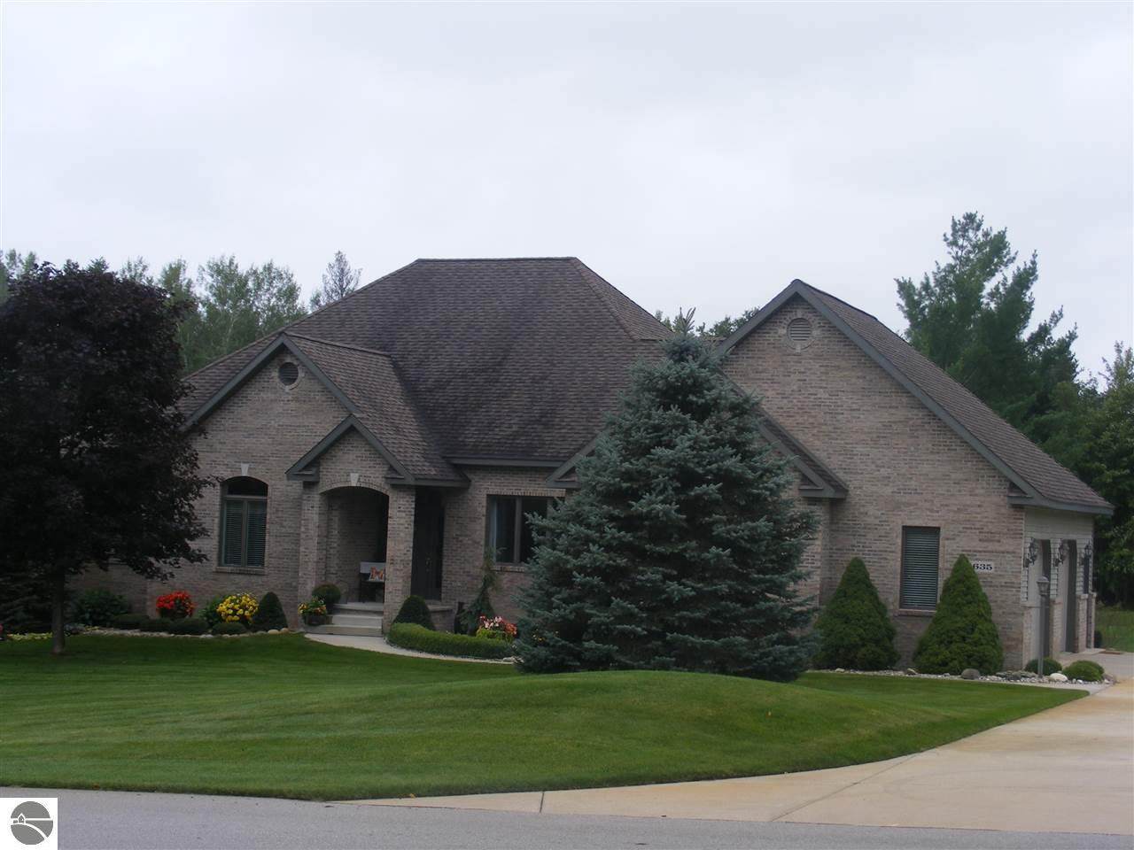 636 White Pine Drive - Photo 1