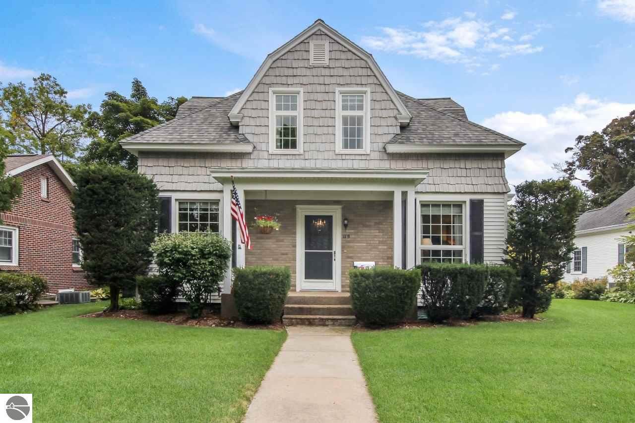 119 Elmwood - Photo 1