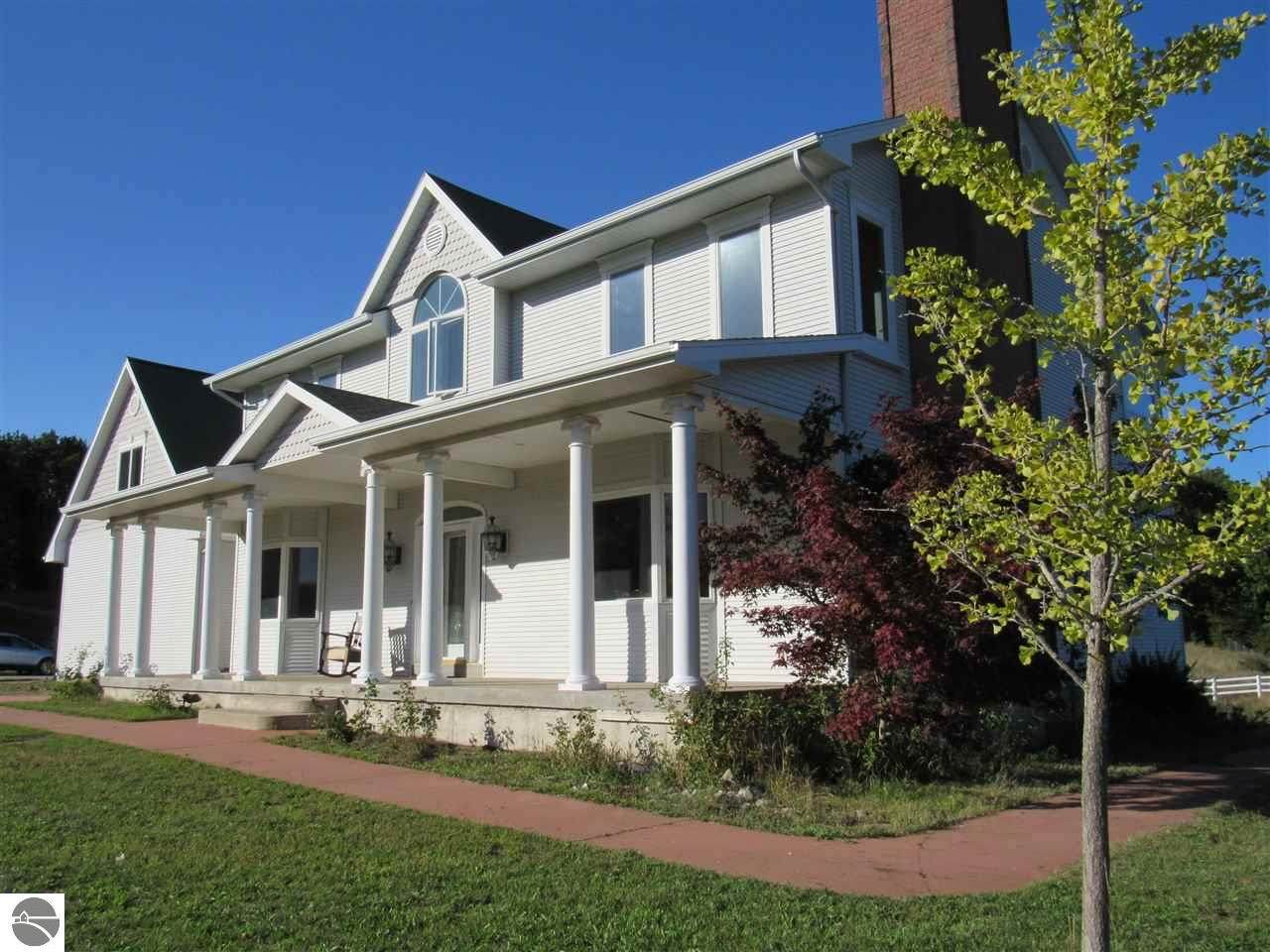 9169 Hoxie Road - Photo 1