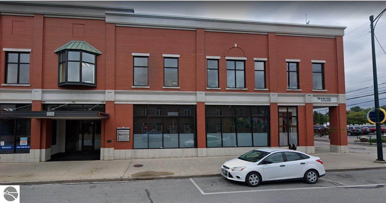 111 Cass Street - Photo 1