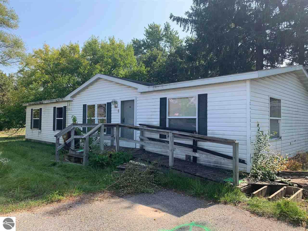 740 Silverleaf Street - Photo 1