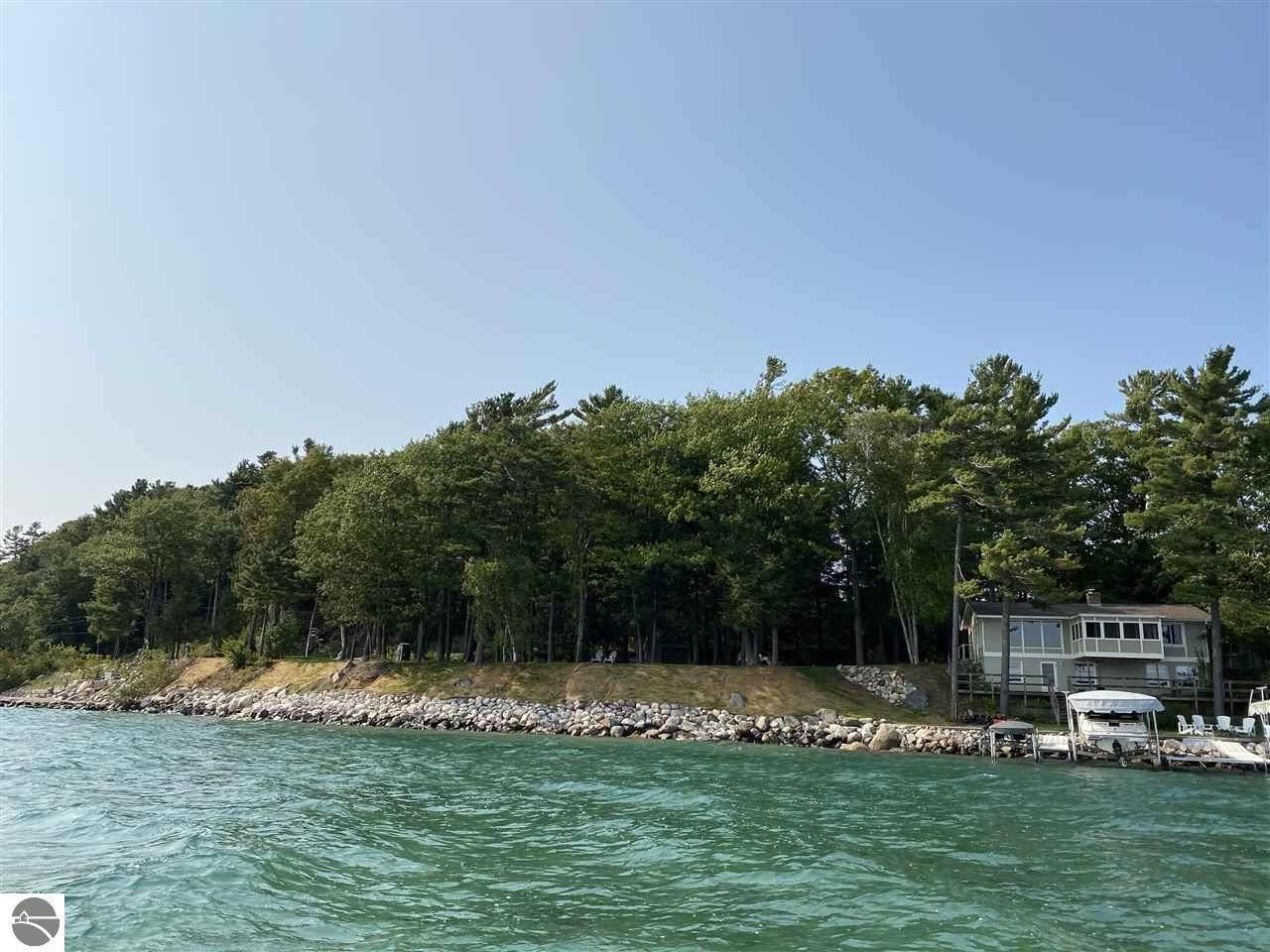 10842 Bluff Road - Photo 1