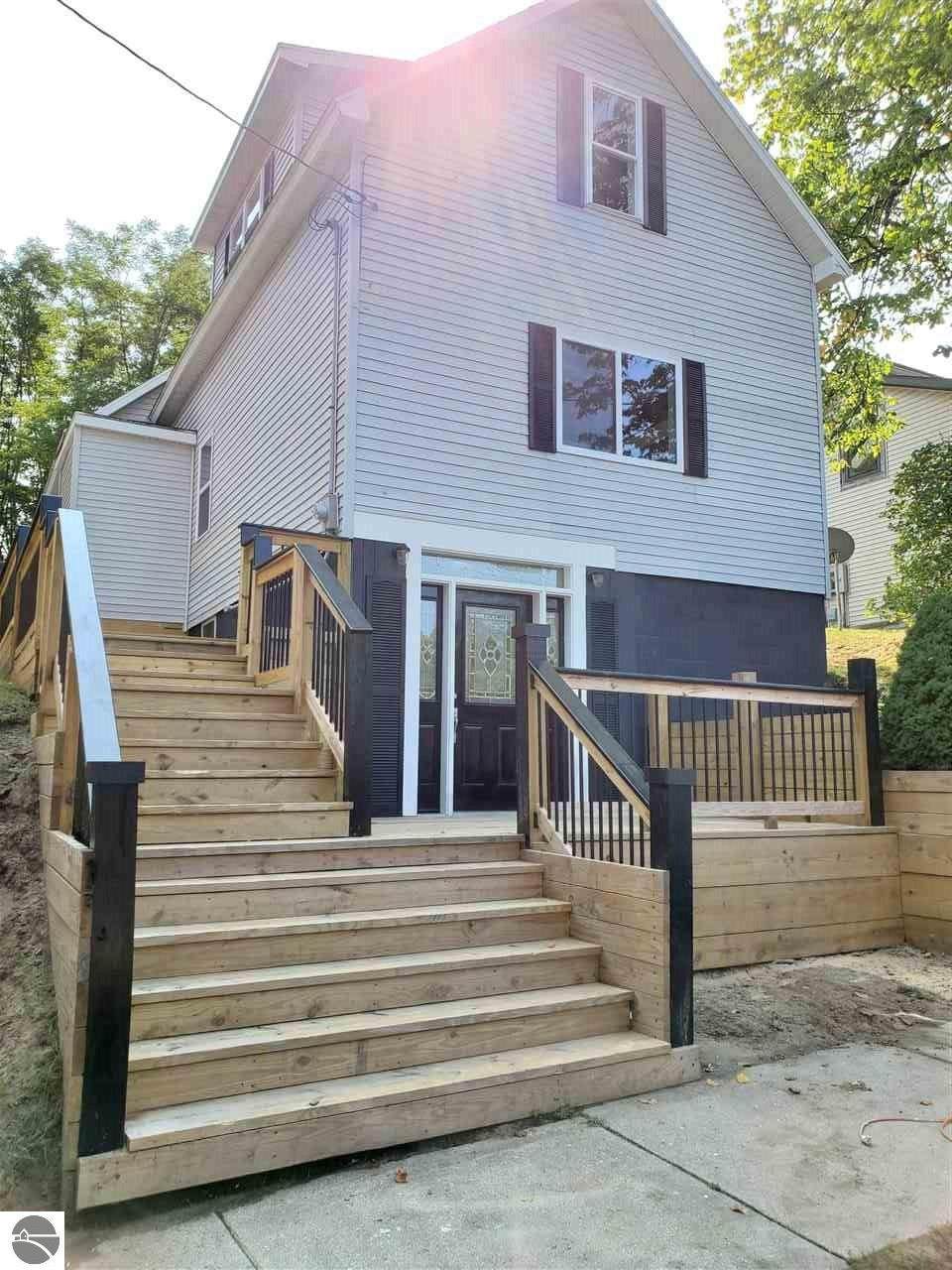 287 Tenth Street - Photo 1