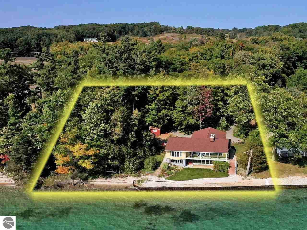 1946 Pine Point Road - Photo 1