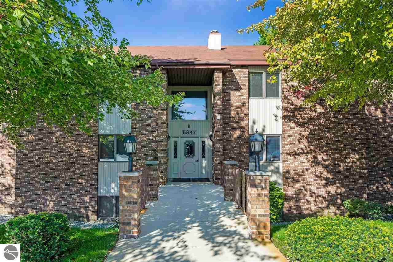 5847 Andorra Drive - Photo 1