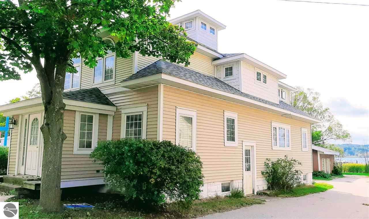 5131 Main Street - Photo 1