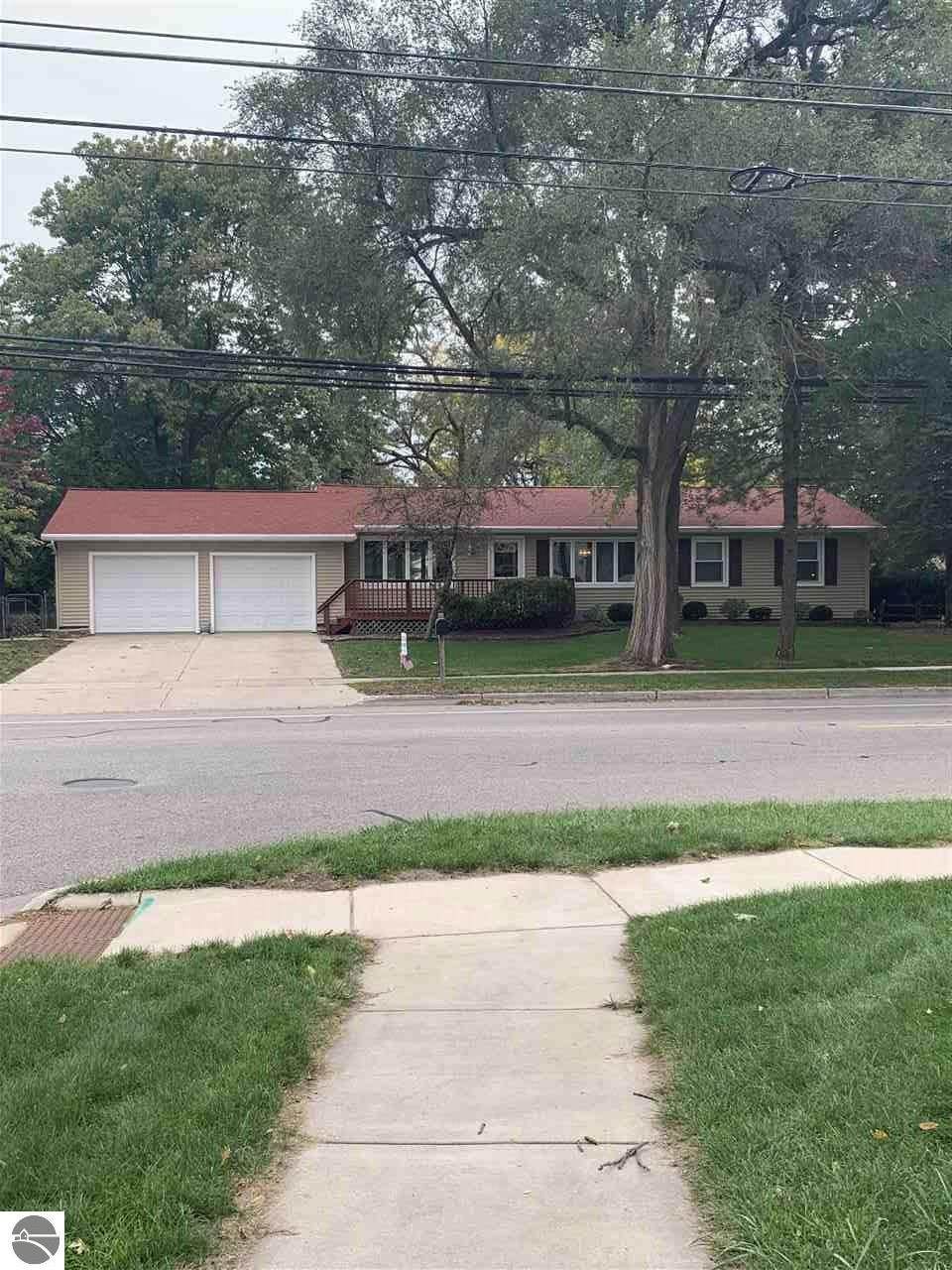 1507 Broadway - Photo 1