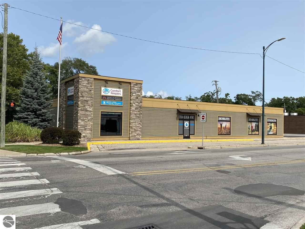 1105 Eighth Street - Photo 1