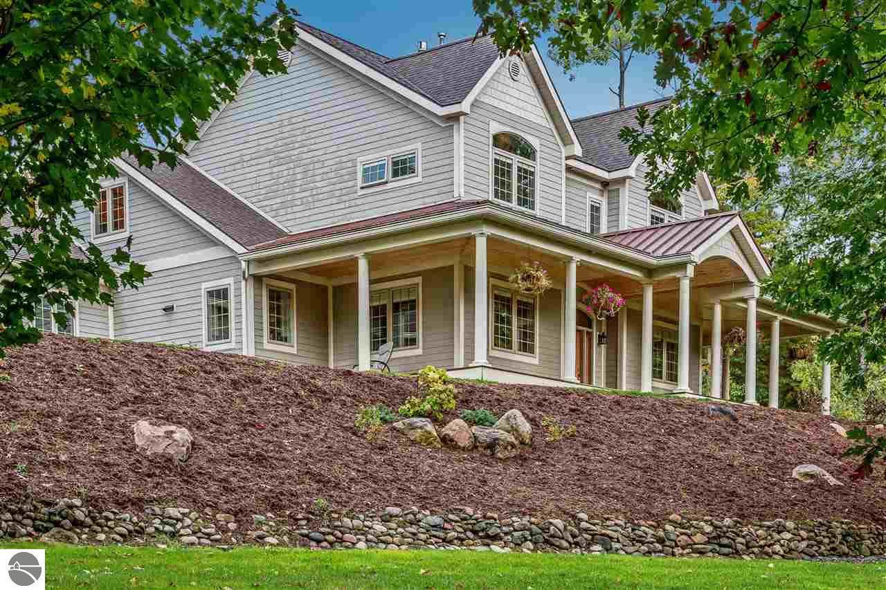 8931 Wheeler Pines Drive - Photo 1