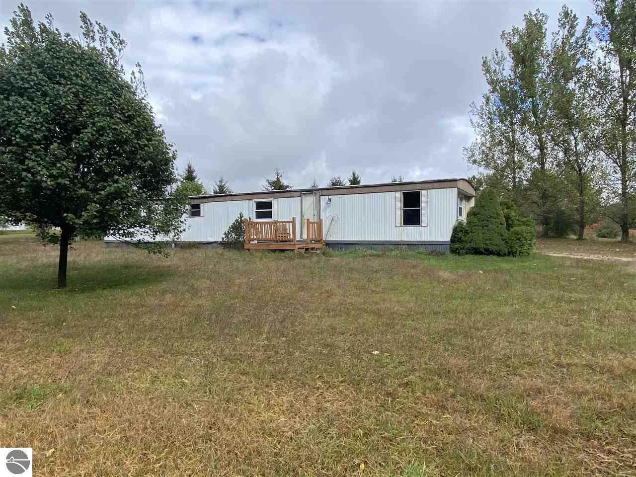 4950 4 Road - Photo 1