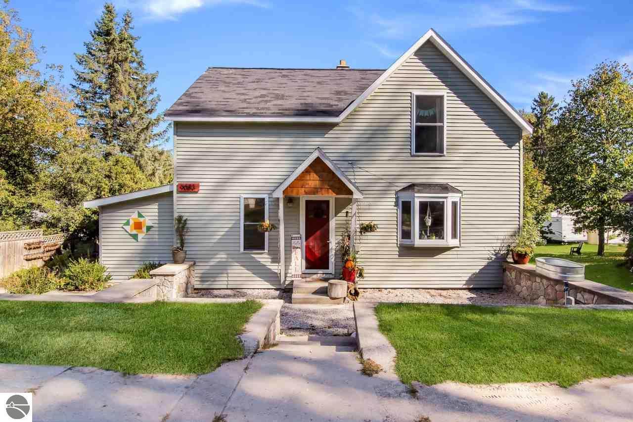 9083 Hewitt Street - Photo 1