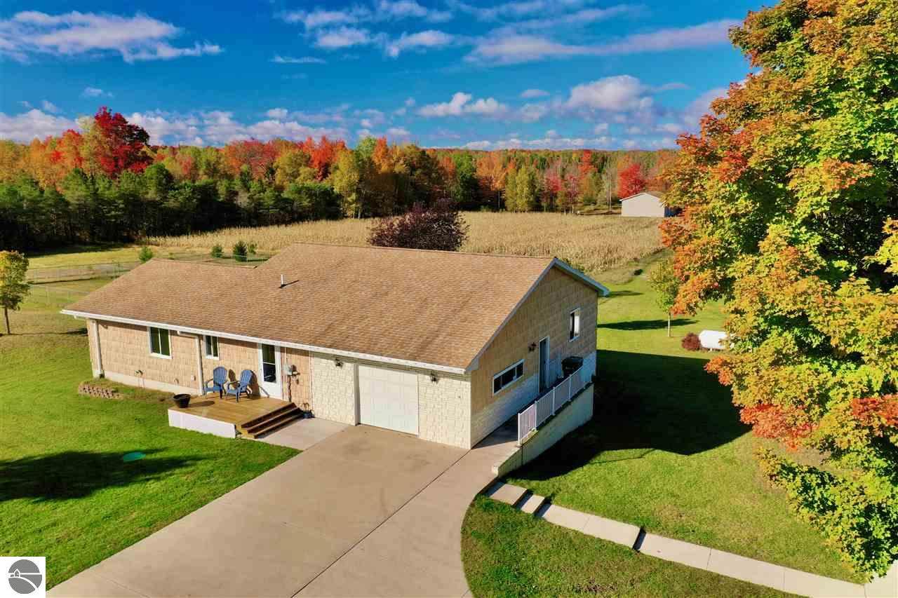 6257 31 Road - Photo 1