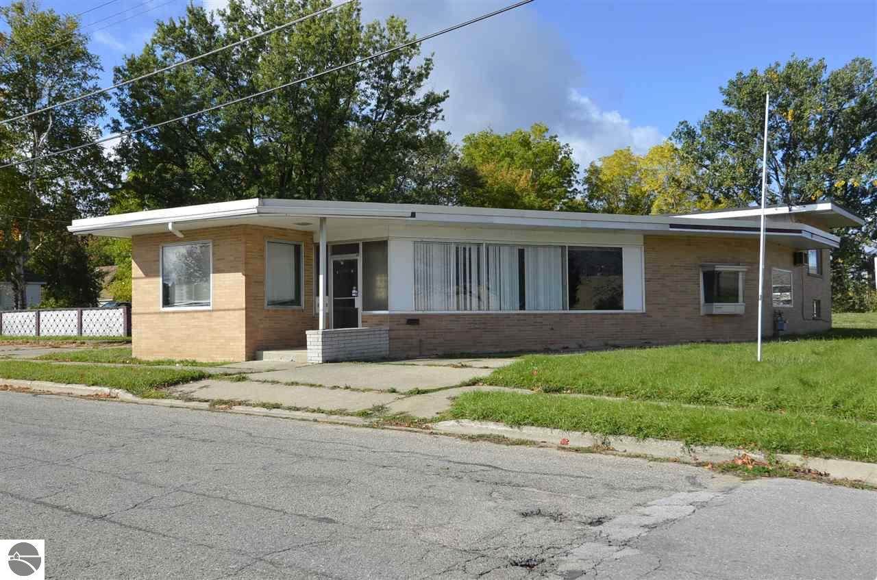 201 South Street - Photo 1