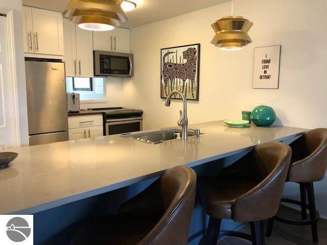 601 Riverine Drive - Photo 1