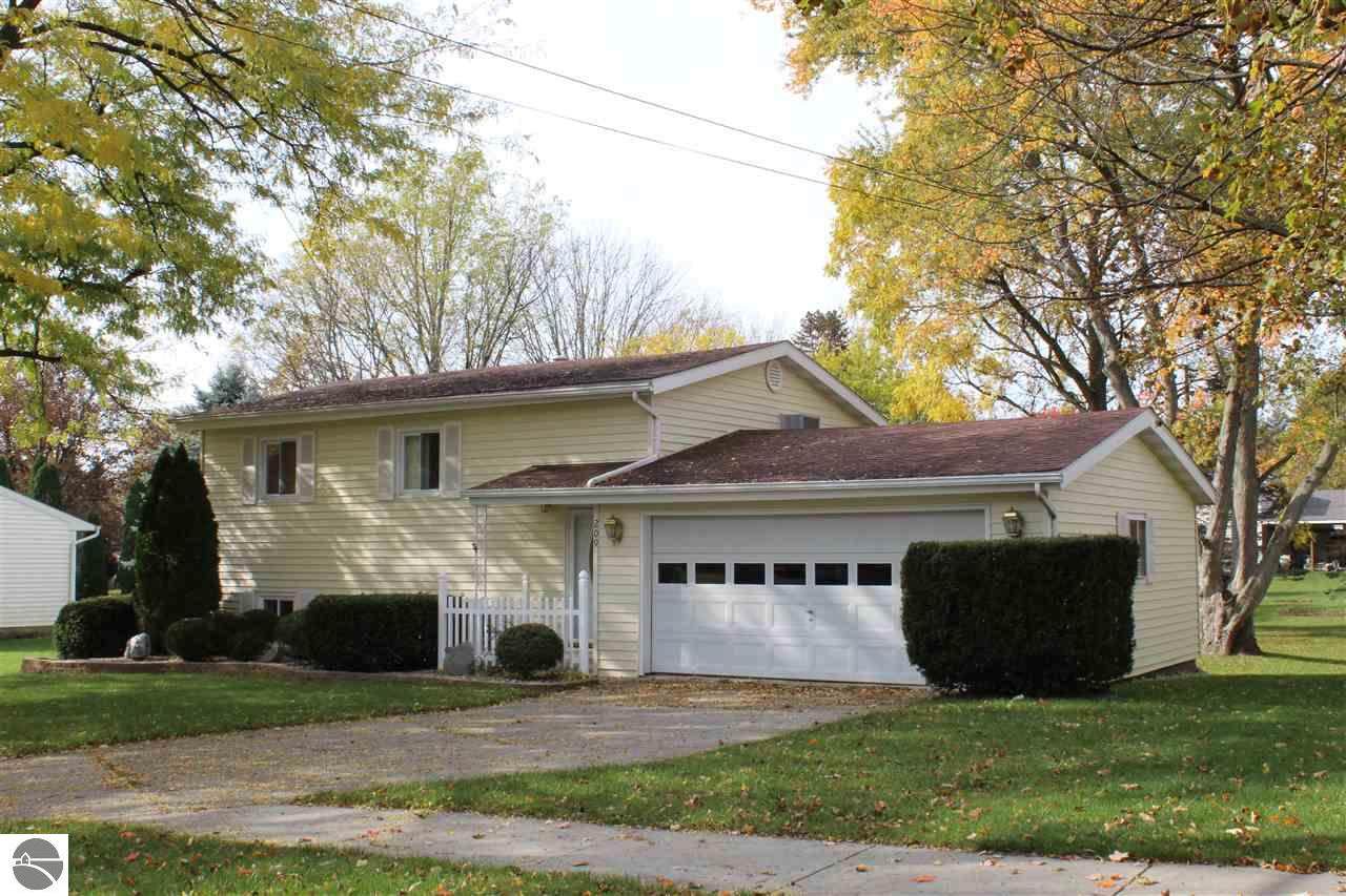 209 Philadelphia Avenue - Photo 1