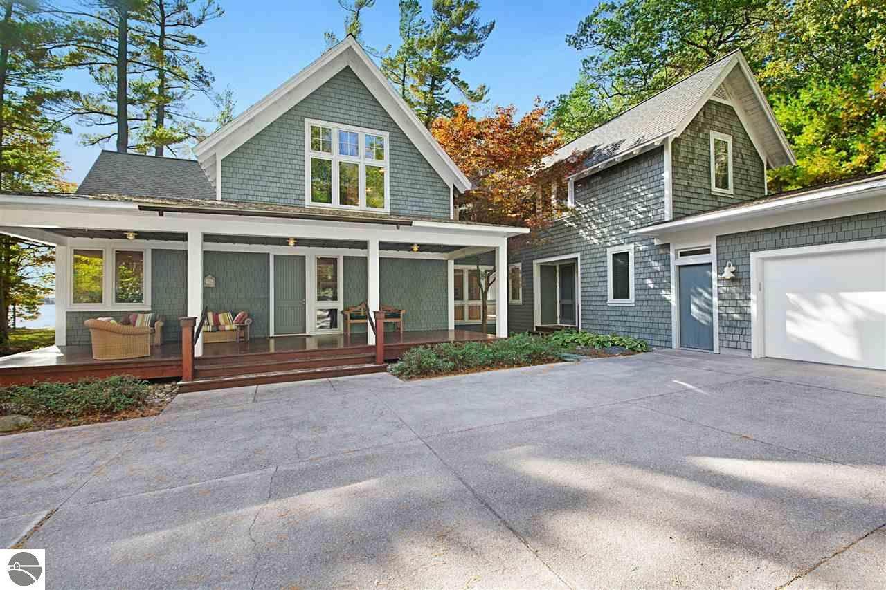 2959 Forest Lodge Drive - Photo 1