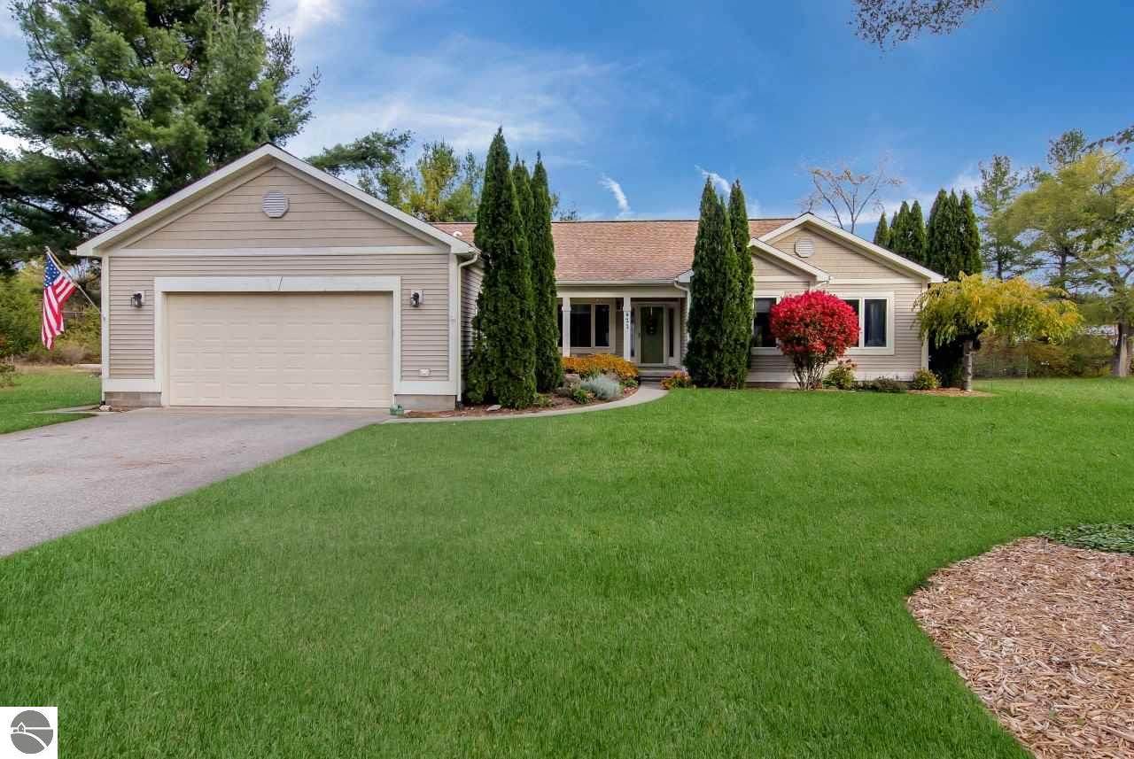 422 Scott Court - Photo 1