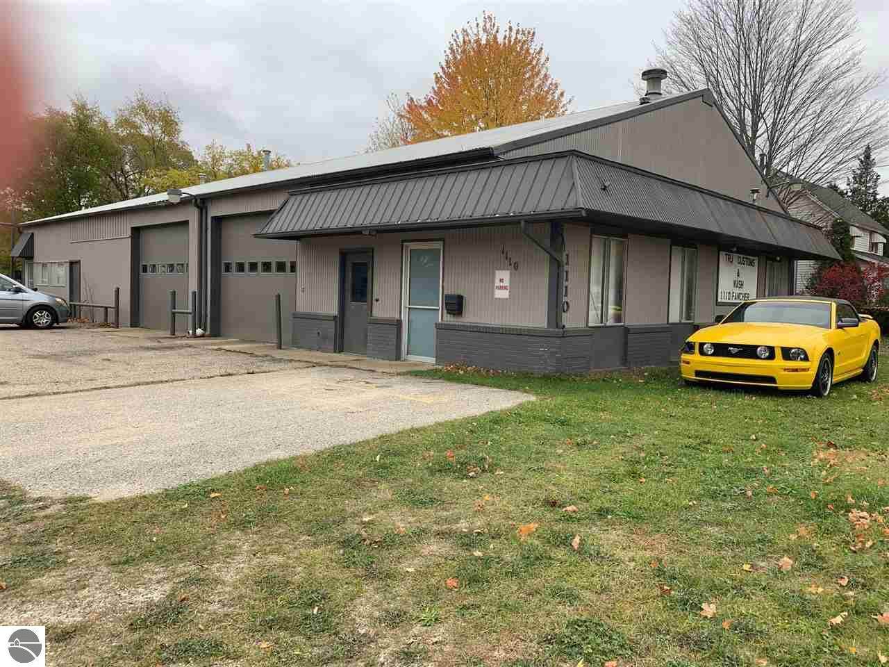 1110 Fancher Street - Photo 1