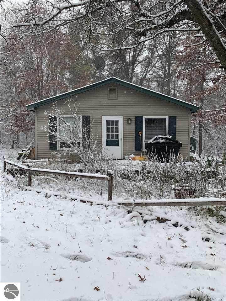 8306 Grayling Road - Photo 1