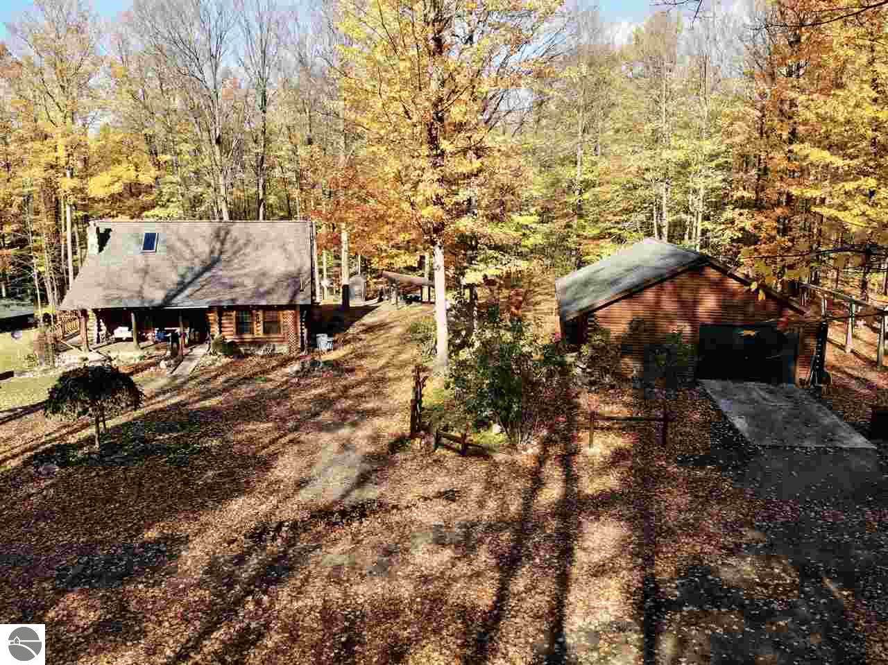 7175 Blue Road - Photo 1