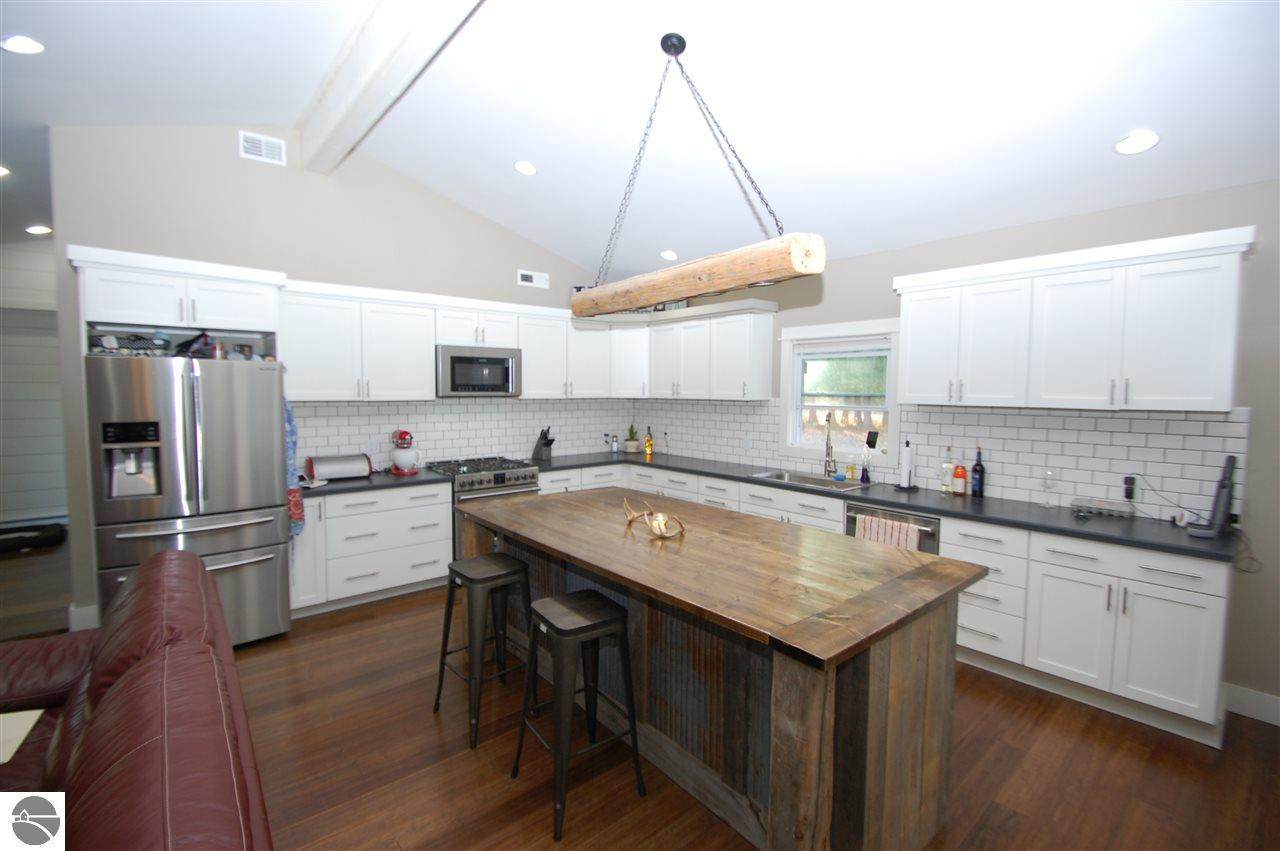 2732 Brooks Road - Photo 1