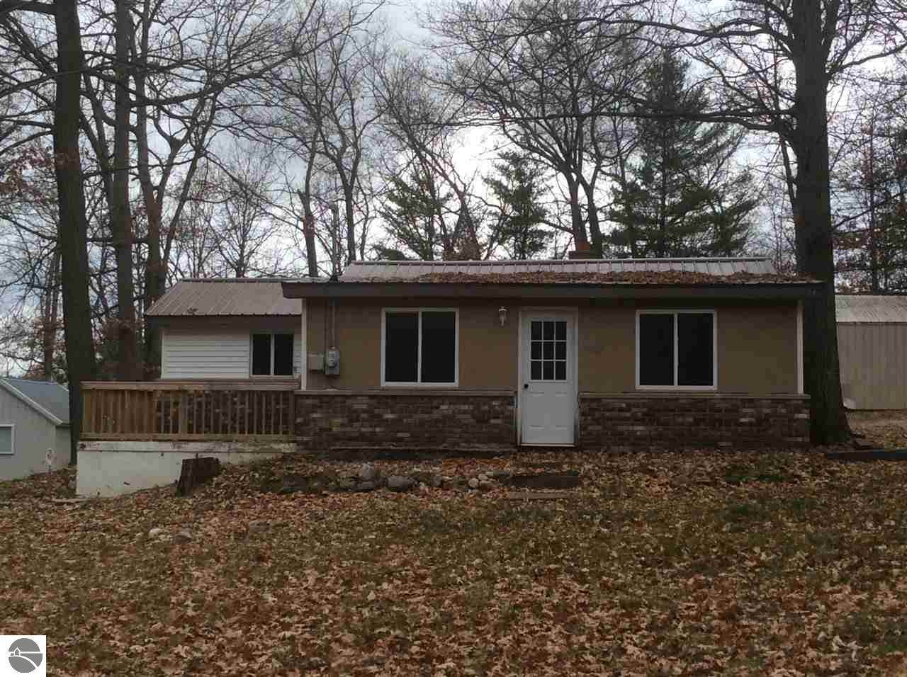 4813 Poplar - Photo 1
