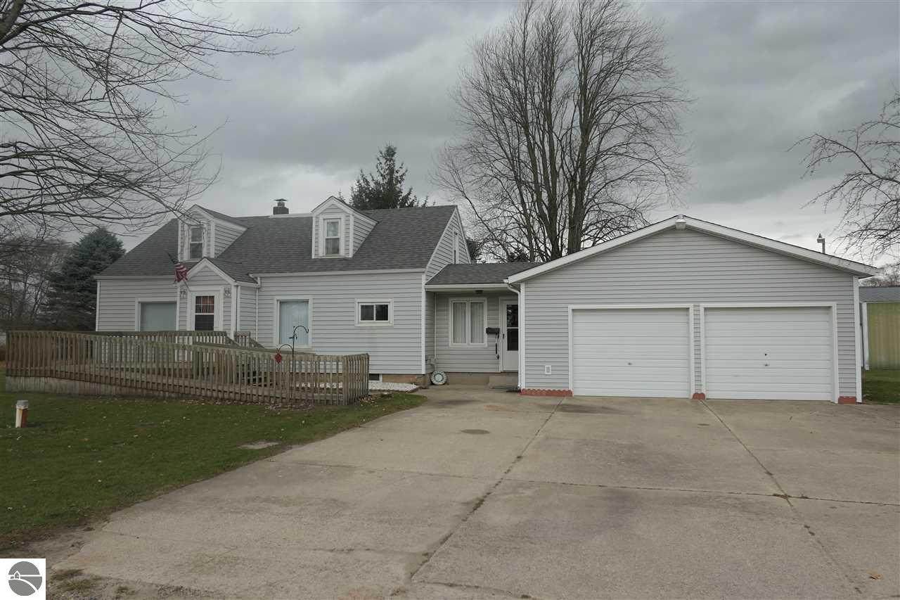 7045 Beal City Road - Photo 1