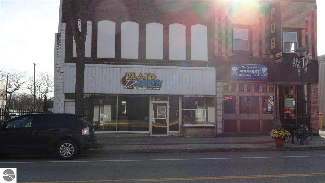 220 Superior Street - Photo 1