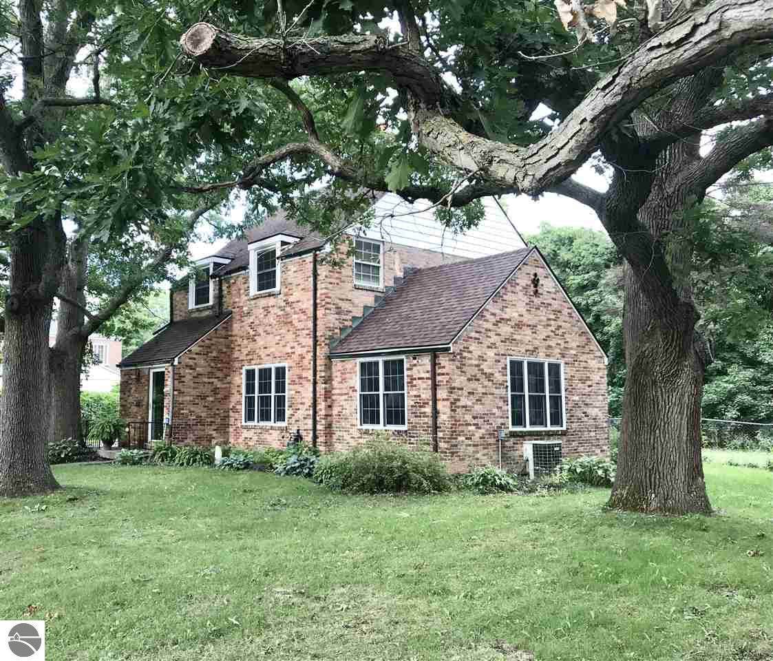 611 Kinney Street - Photo 1