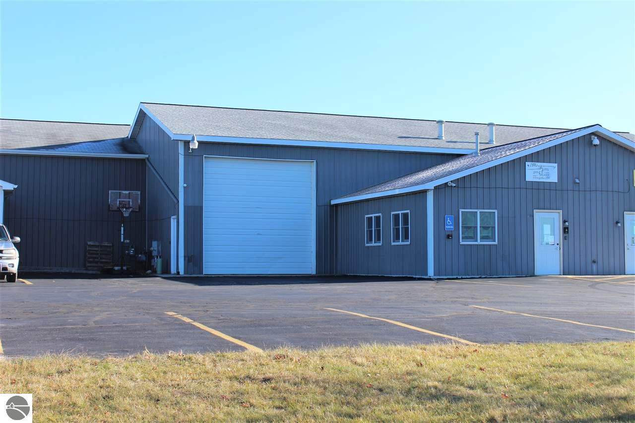 967 Commerce Drive - Photo 1
