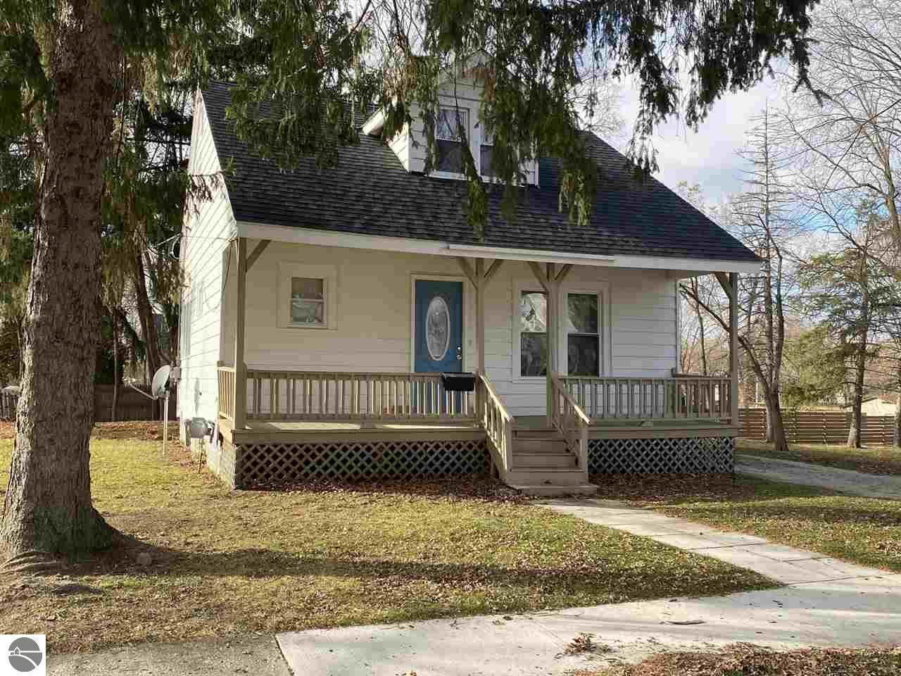 1021 Fairview - Photo 1