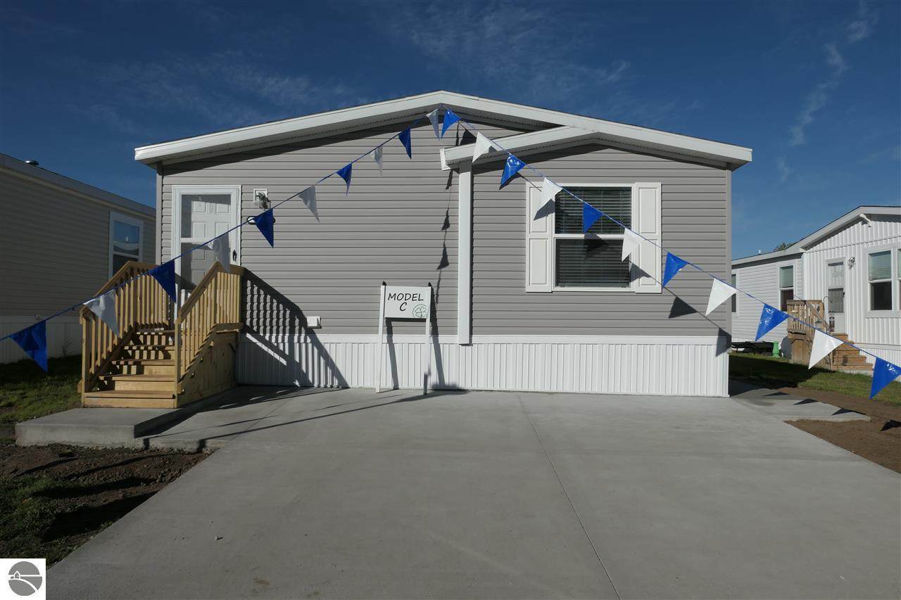 1020 Union - Photo 1