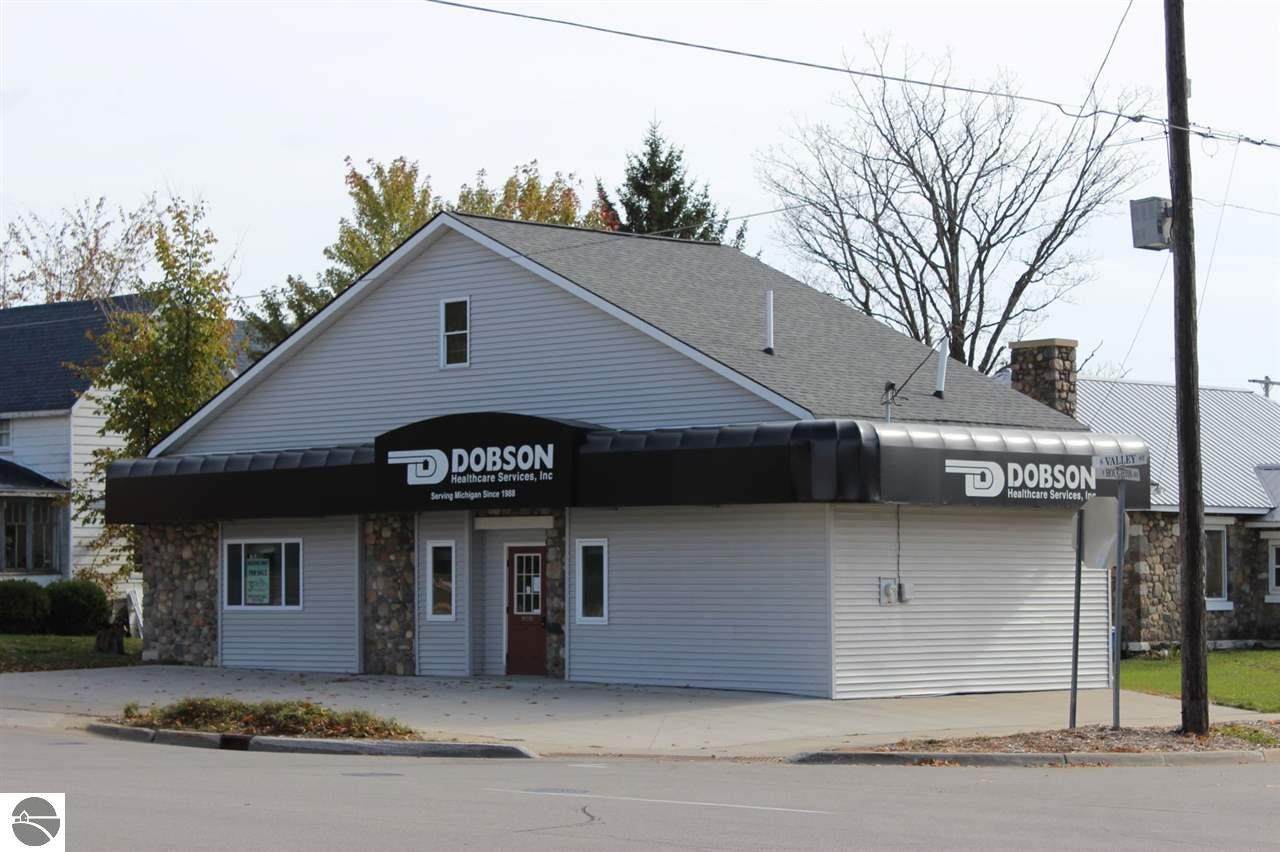 400 Houghton Avenue - Photo 1