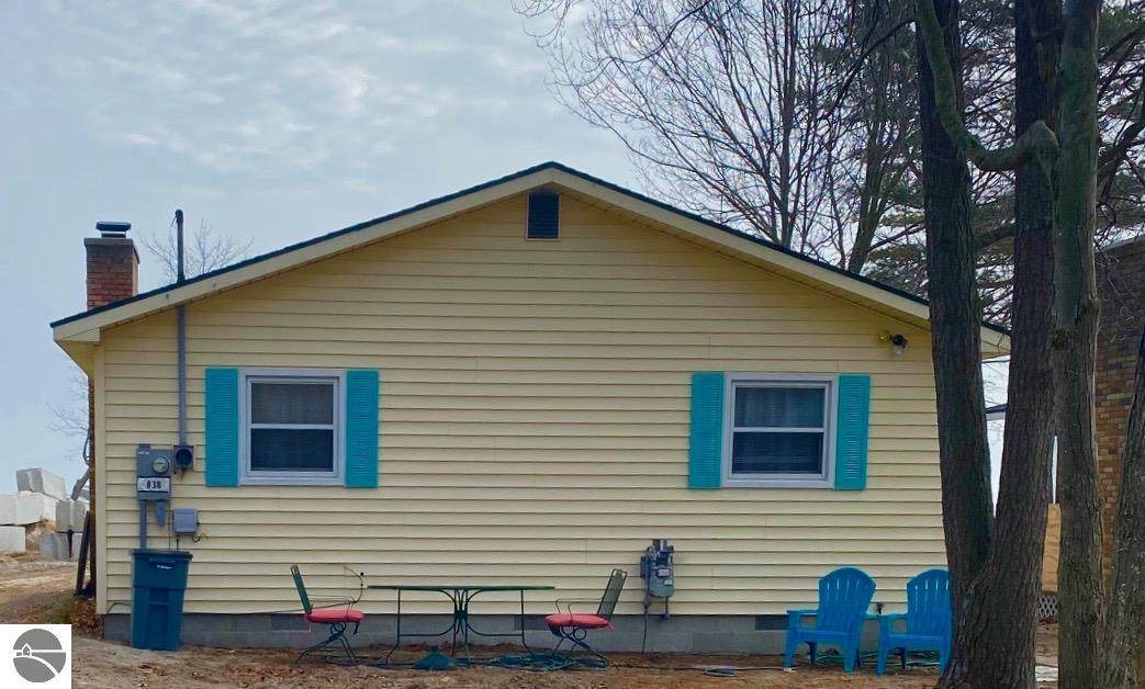838 Ottawas Lane - Photo 1