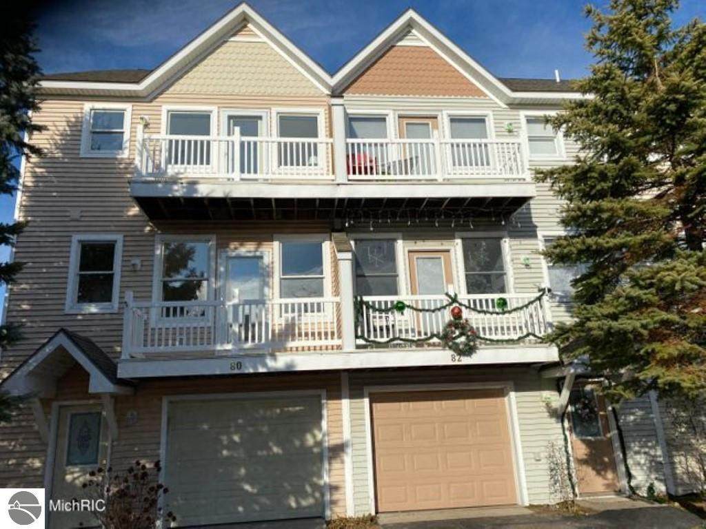 82 Spinnaker Drive - Photo 1