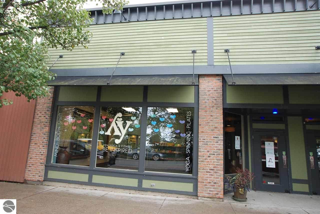 332 Front Street - Photo 1
