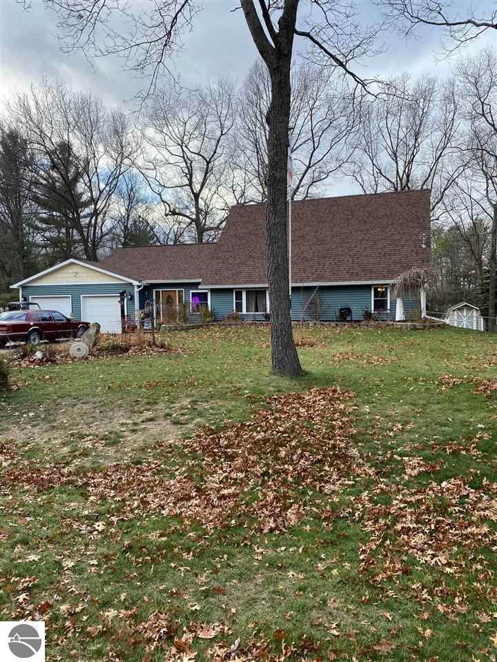 3921 Forest Avenue - Photo 1