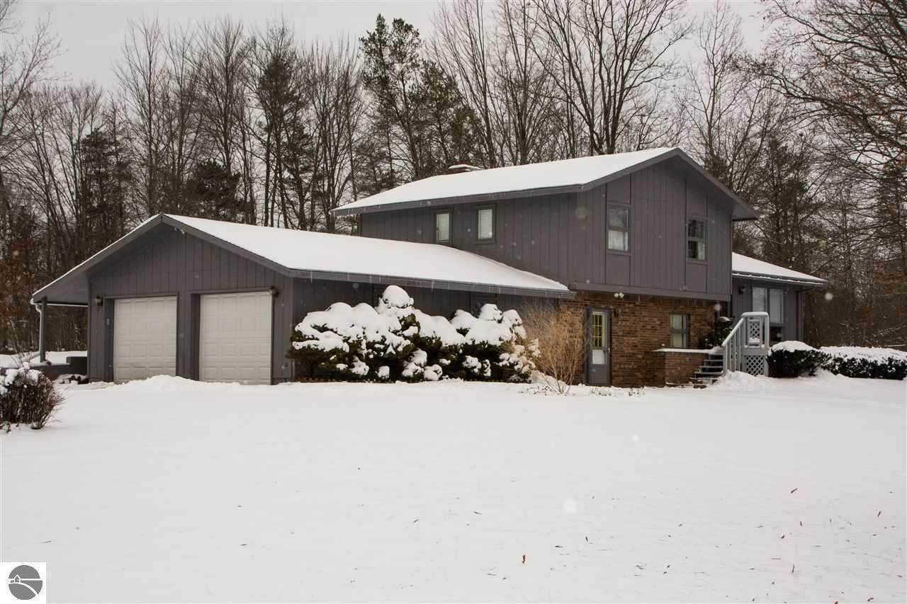 1725 Dean Drive, Nw - Photo 1