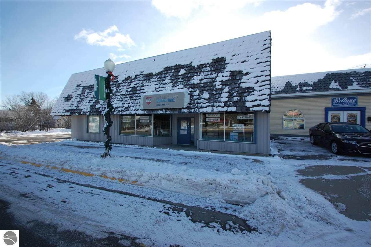 122 Houghton Avenue - Photo 1