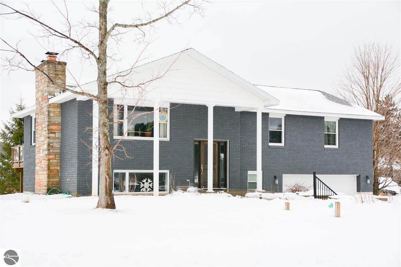 5391 Eaglehurst Drive - Photo 1