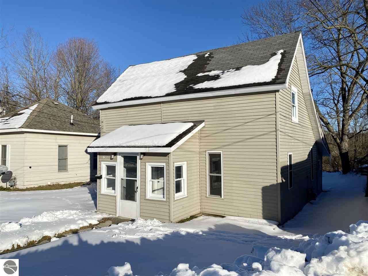 1005 Wilcox Street - Photo 1