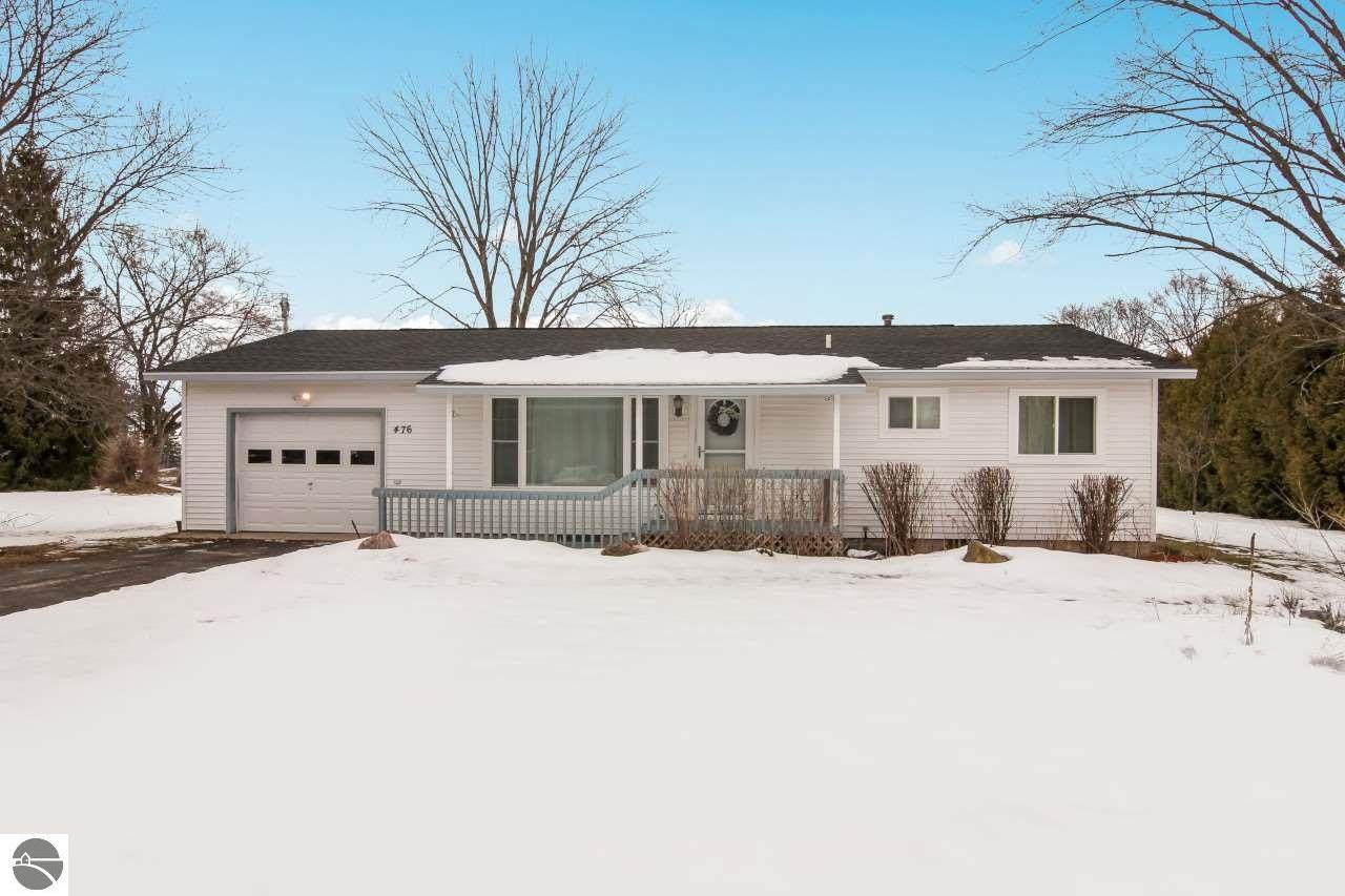 476 Alice Lane - Photo 1